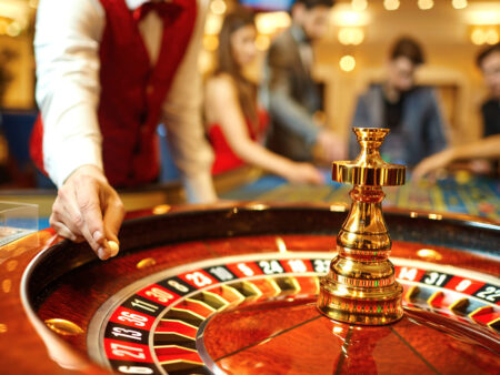 Live Roulette Strategy Guide: Inside and Outside Bets Explained